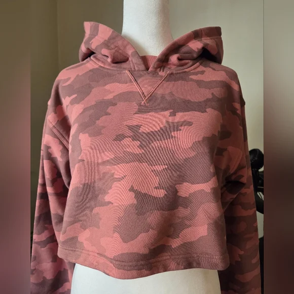 LULULEMON All Yours Cropped Hoodie Sweatshirt Camo Brier Rose Pink 6 S/M - Picture 3 of 9